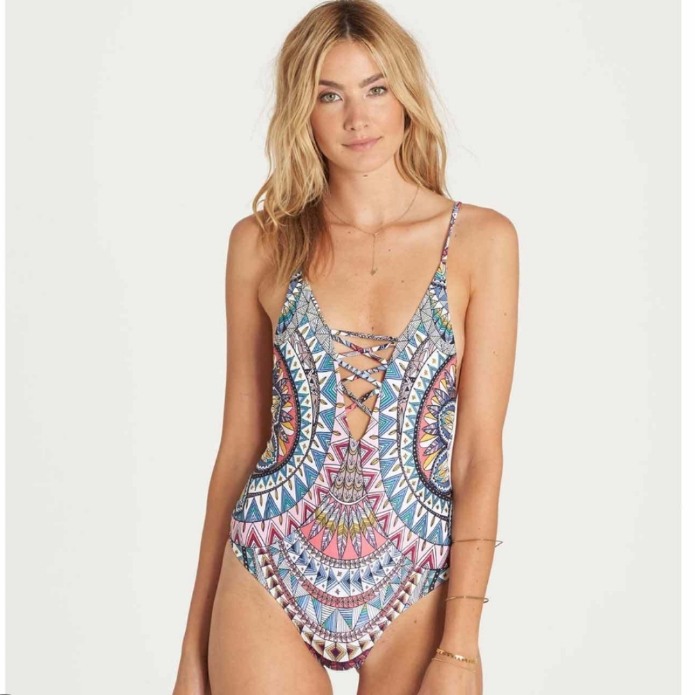 Billabong Boho Dreamer One Piece strappy bathing size S. 💋 - Picture 1 of 13